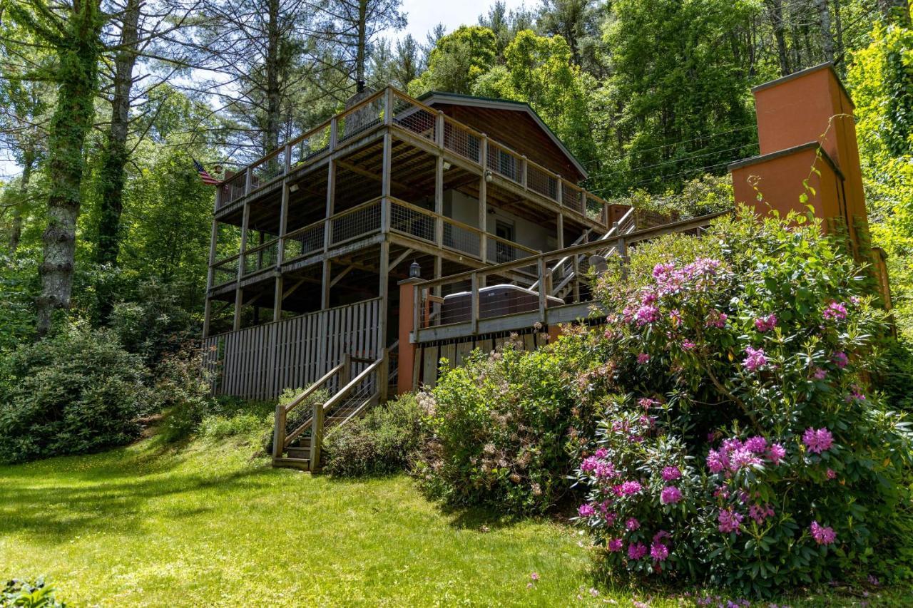Vila Knotty Pine West Jefferson Exteriér fotografie